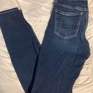 SIZE 4 LONG AMERICAN EAGLE OUTFITTERS JEGGING